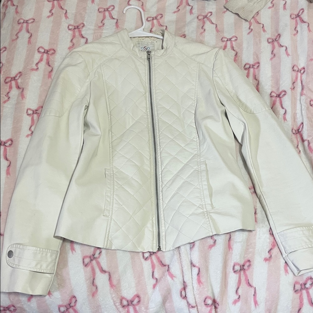 Women's Cream Quilted Jacket